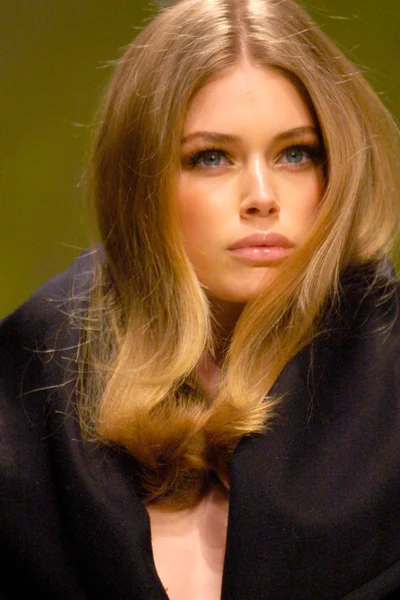 Look 19
